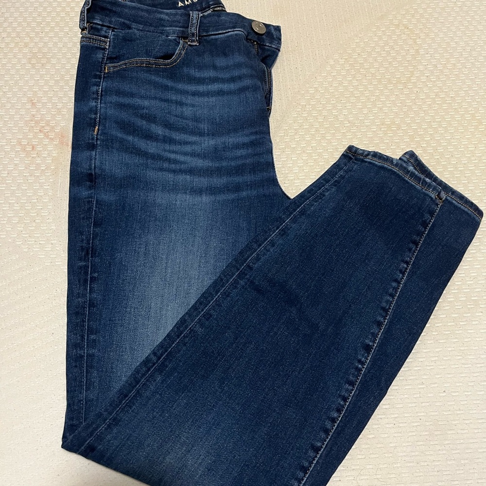 Women’s American Eagle Curvy Hi-rise jegging size 10